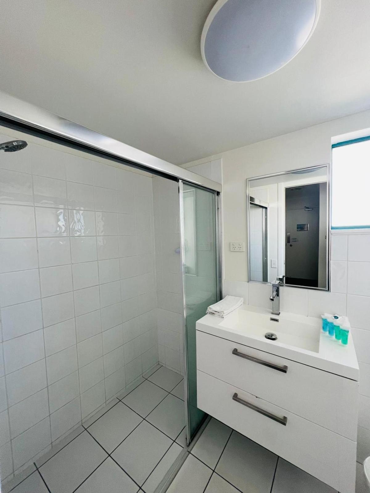 Cha Private Apts Aruba Beach Gold Coast Extérieur photo