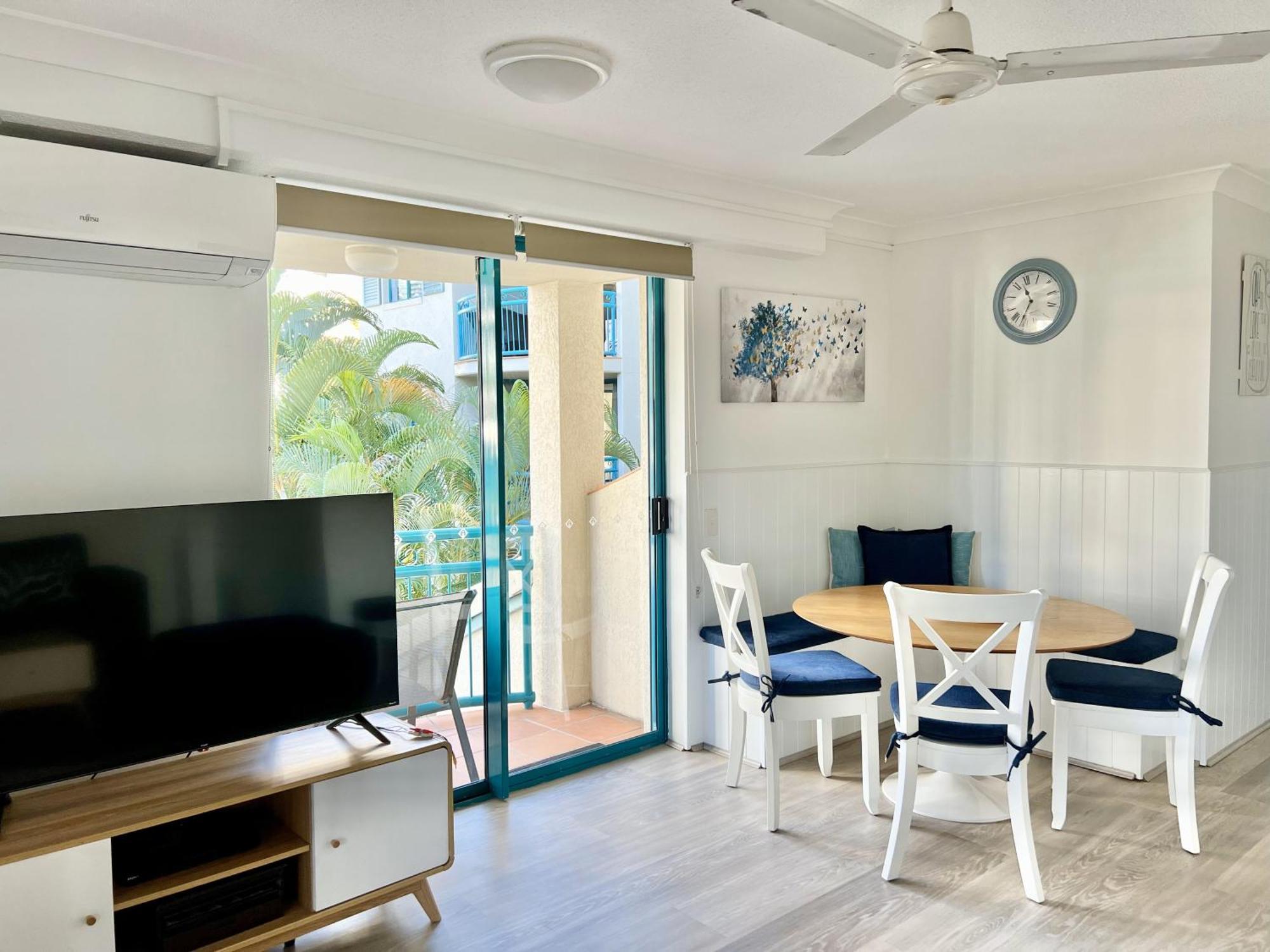 Cha Private Apts Aruba Beach Gold Coast Extérieur photo
